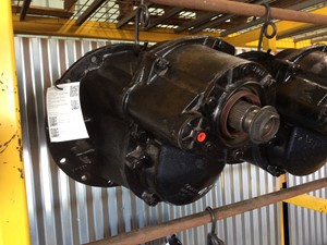 Reconditioned Eaton DS404 Front Rear (Tandem Front) (Stock #P28)) Part Image