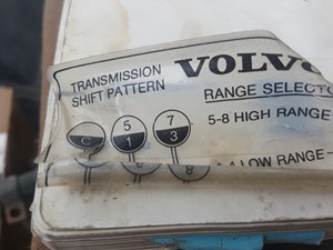 Used 1987 Volvo Transmission Assy (Stock #20-046-2)) Part Image