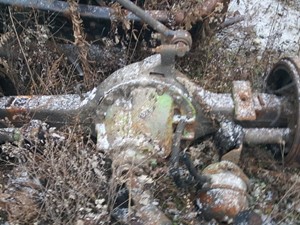 Used 1995 Eaton RS404 Rear Rear (Tandem Rear or Single) (Stock #21-240-4)) Part Image