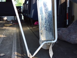 Used 1995 International 2600/4700/S-MODEL Mirror Image