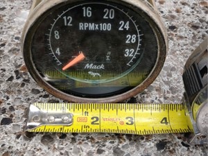 Used 1995 Mack RD688S Cab Gauge (Stock #20-099-7)) Part Image