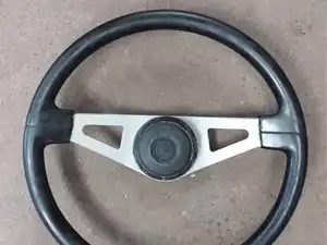 Used 1995 White WAH Steering Wheel (Stock #21-229-6)) Part Image
