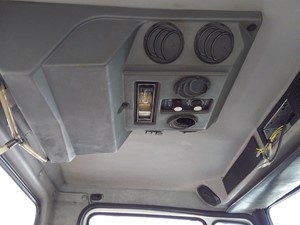 Used 1999 Freightliner FL50 A/C Compressor Image