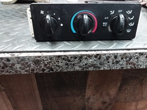 Used 2003 Ford F650 Interior Misc Part Image