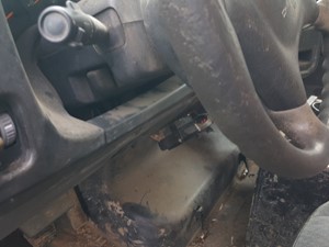 Used 2005 Chevrolet C4500 Steering Column (Stock #21-184-12)) Part Image