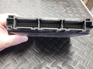 Used 2005 GM/Chev (HD) SILVERADO 2500 PICKUP Body ECM (Stock #49432)) Part Image