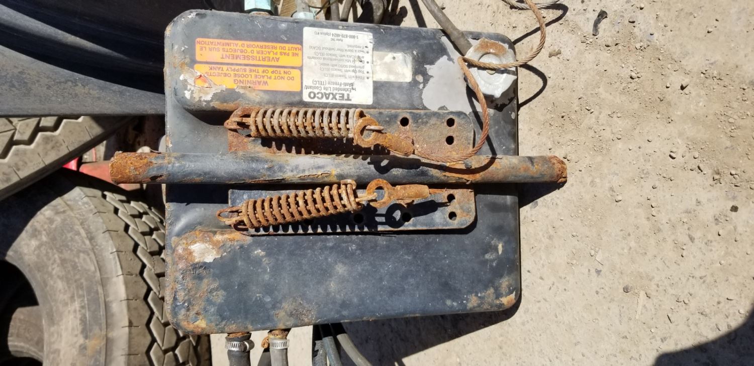 Other Ford L9000 Stock 49272 Coolant Reservoir Tpi