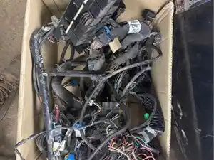 Used 2000 GMC C6500 Wiring Harness (Cab & Dash) (Stock #21-193-18)) Part Image
