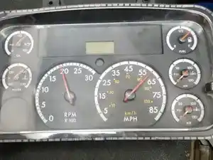 Used 2006 Freightliner M2 106 Instrument Cluster (Stock #22-125-5)) Part Image