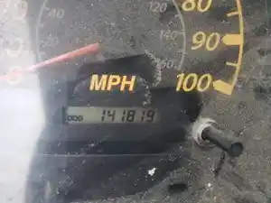 Used 2006 Isuzu NPR Instrument Cluster (Stock #24-183-5)) Part Image