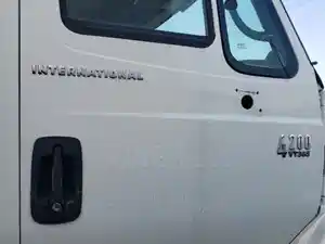 Used 2007 International 4200 Door (Stock #24-021-6)) Part Image