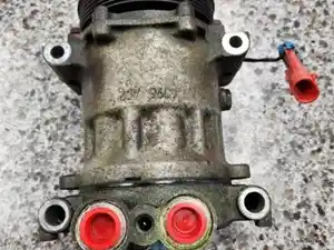 Used 2008 GMC C5500 A/C Compressor Image