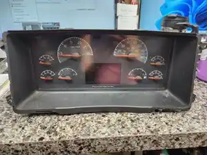 Used 2012 Volvo VNL Instrument Cluster (Stock #24-031-15)) Part Image