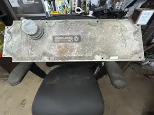 Used Detroit Series 60 Valve Cover (Stock #52476)) Part Image