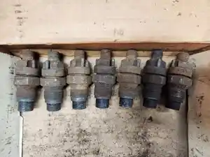 Used GM/Chev (HD) 6.2 Injector (Stock #51379)) Part Image