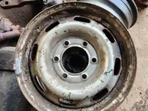 Used Hub Pilot / Unimount 16'' Wheel (Stock #51477)) Part Image