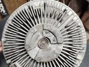 Used International DT466 Fan Clutch/Hub (Stock #50928)) Part Image