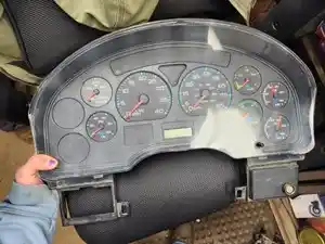 Used International UNIVERSAL Instrument Cluster (Stock #51722)) Part Image