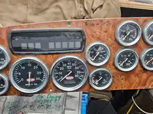 Used Late 2007-2020 Peterbilt 387 Instrument Cluster (Stock #52442)) Part Image