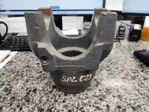 Used Spicer/TTC Transmission Yoke (Stock #51072)) Part Image