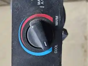 Used Sterling L9501 Heater/AC Control Assy (Stock #52204)) Part Image