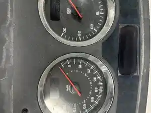 Used Universal Kenworth T800 Instrument Cluster (Stock #51577)) Part Image