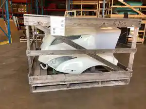 Used 2021 Volvo VNL Hood Image