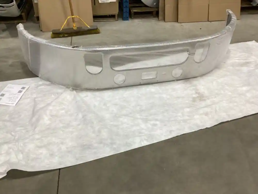 Used Universal Mack CXU Bumper for sale Cambridge Ontario Canada