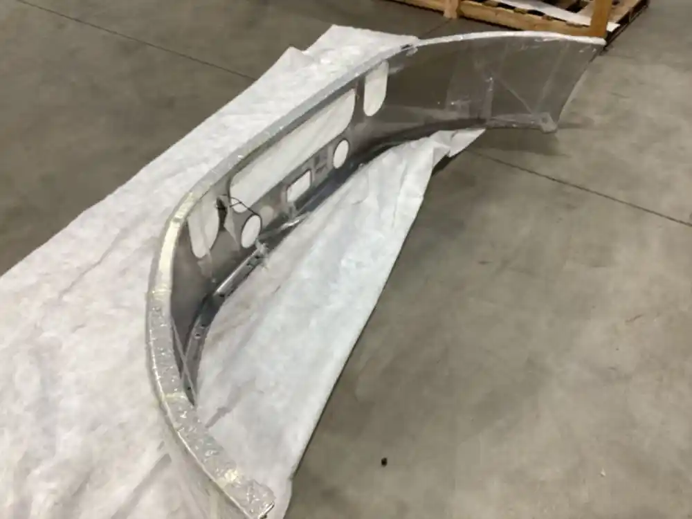 Used Universal Mack CXU Bumper for sale Cambridge Ontario Canada