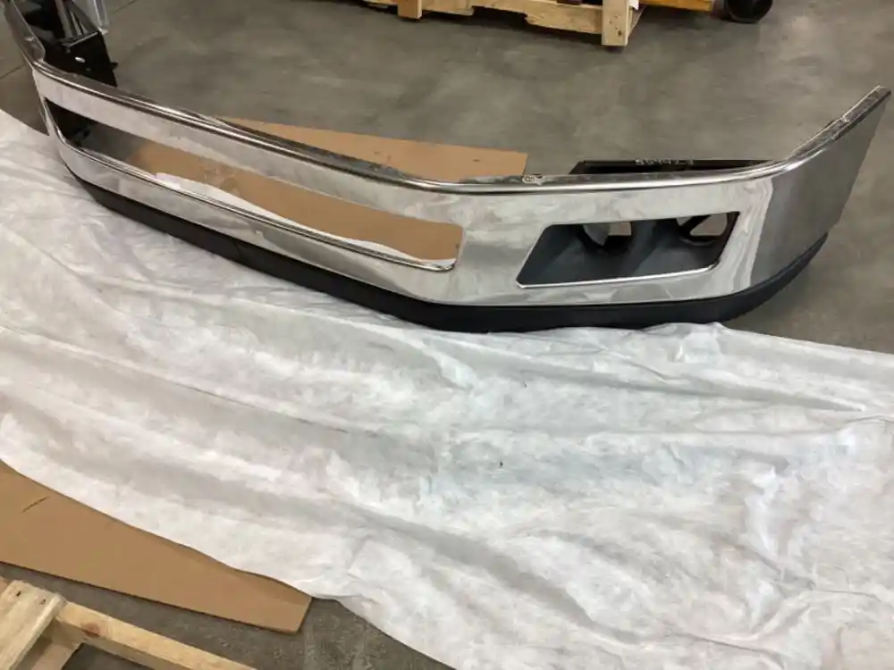 Used Universal Volvo Universal Bumper for sale Cambridge Ontario