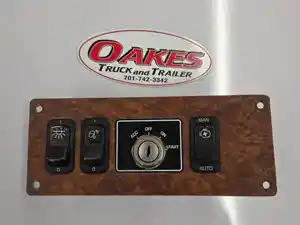 Used 2004 Kenworth T800B Instrument Cluster (Stock #P-169)) Part Image
