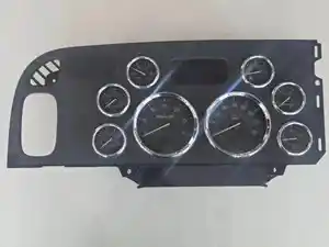 Used 2014 Peterbilt 365 Instrument Cluster (Stock #P-678)) Part Image