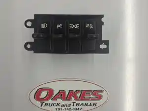 Used 2015 Kenworth T600 Instrument Cluster (Stock #P-571)) Part Image