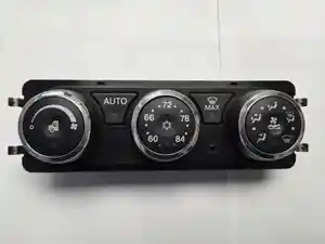 Used 2018 Peterbilt 579 Heater/AC Control Assy (Stock #P-108)) Part Image