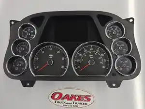 Used 2020 Peterbilt 579 Instrument Cluster (Stock #P-724)) Part Image