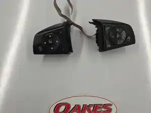 Used 2022 Freightliner Cascadia Steering Wheel Image