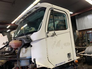 Used 2007 Freightliner COLUMBIA Cab (Stock #6300CAB)) Part Image