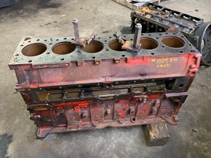 Used Cummins ISX Block (Stock #1009BM)) Part Image