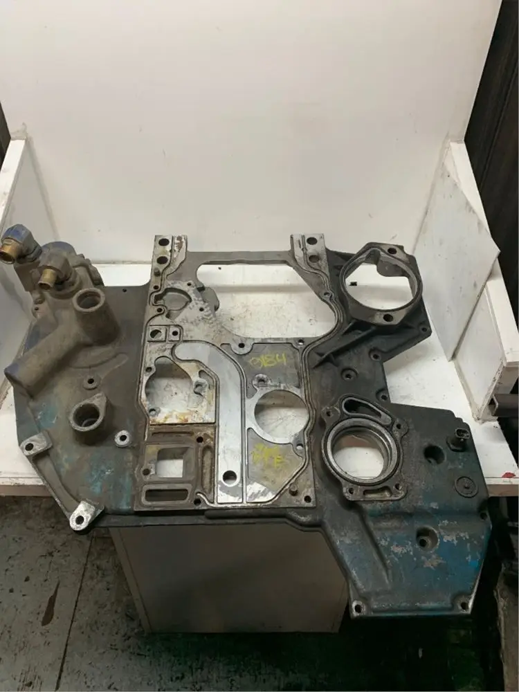 Used International DT466E Front Cover for sale Beauce Quebec Canada