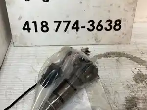 Used International VT275 Injector (Stock #8284IN)) Part Image