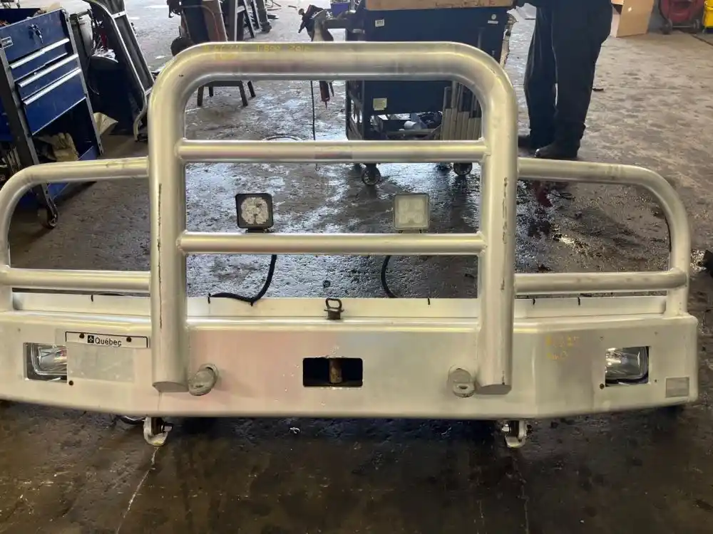 Used Kenworth T800 Moose Bumper for sale Beauce Quebec Canada Moose