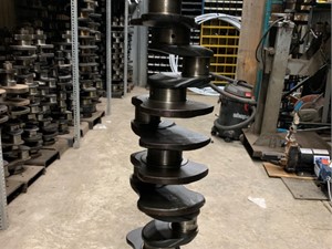 Used Mack E6 Crankshaft (Stock #554CR)) Part Image