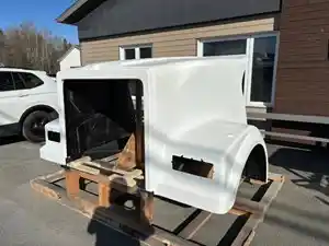 New 2019 Western Star 4900FA Hood Image