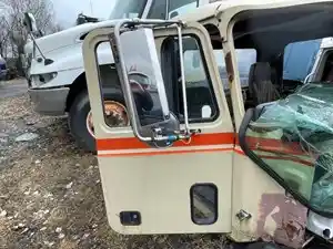 Used 1998 Mack CH Door (Stock #1853PD)) Part Image