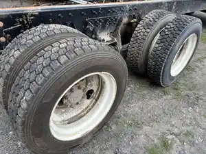 Used 2007 Tire (Stock #6822PNEU)) Part Image
