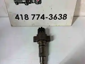 Used Cummins ISL Injector (Stock #2331IN)) Part Image