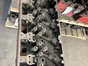 Used Cummins ISX Head Image