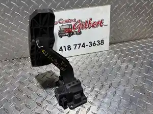 Used Universal Freightliner M-2 Throttle Pedal (Stock #6001PDF)) Part Image