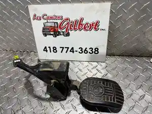 Used Universal Kenworth T600 Throttle Pedal (Stock #9200PDF)) Part Image