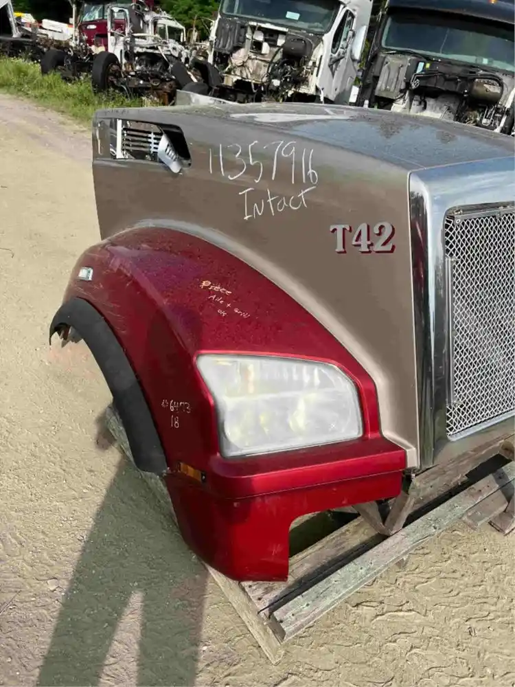 Used Universal Kenworth T880 Fender Extension for sale Beauce Quebec